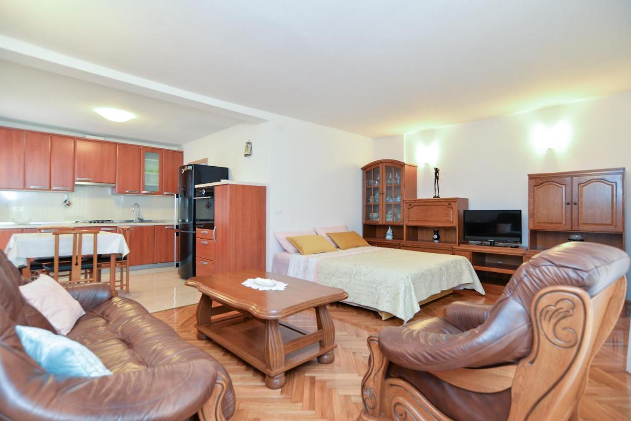 Snjezana 1064 Apartament *