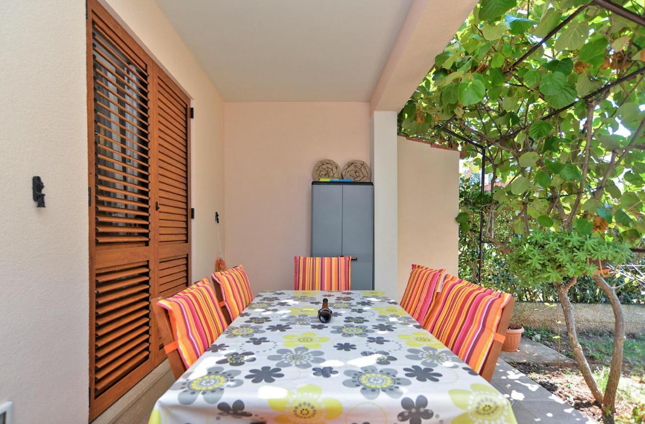 Apartament Snjezana 1064